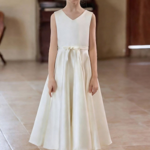 Ivory V-neck sleeveless fashion satin gown